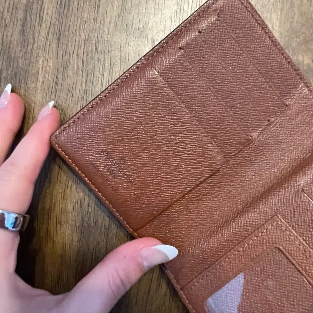 Louis Vuitton wear issues originally